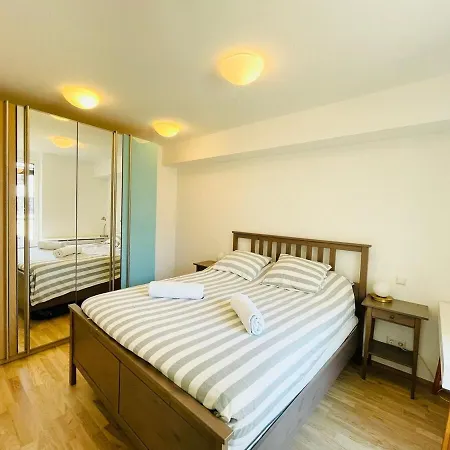 Appartement Chic&elegant 1br With Terrace&parking