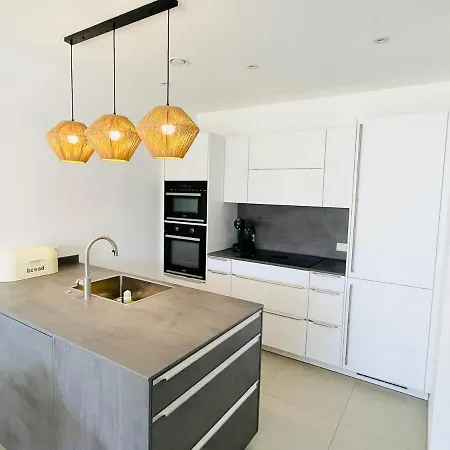 Chic&elegant 1br With Terrace&parking Appartement Luxembourg