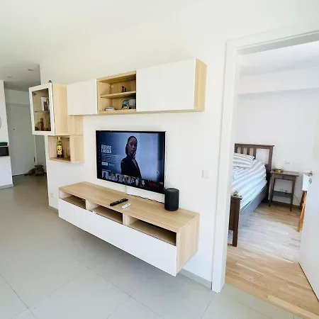 Chic&elegant 1br With Terrace&parking * Люксембург