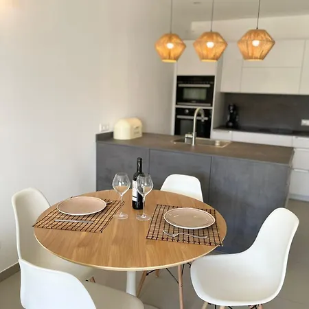 Chic&elegant 1br With Terrace&parking *